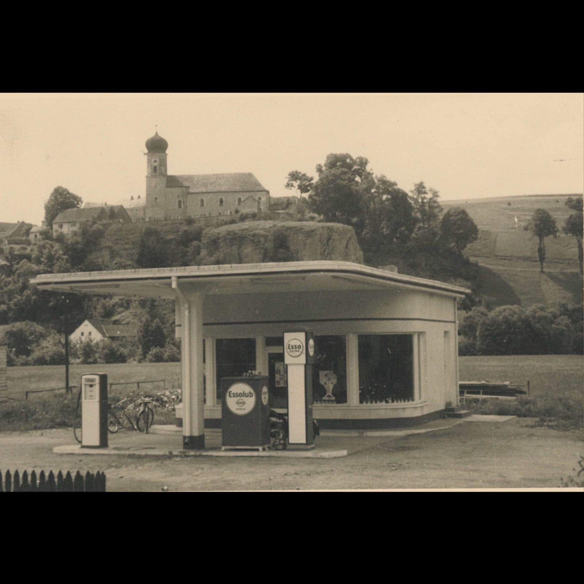 Autohaus Praller in den 1950er Jahren